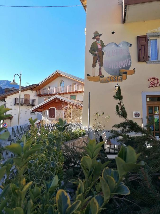 Albergo Alla Costa Bezzecca Exteriér fotografie
