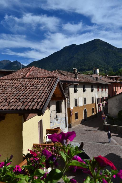Albergo Alla Costa Bezzecca Exteriér fotografie
