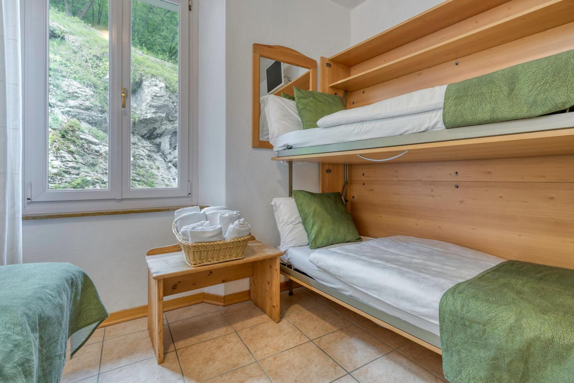 Albergo Alla Costa Bezzecca Exteriér fotografie
